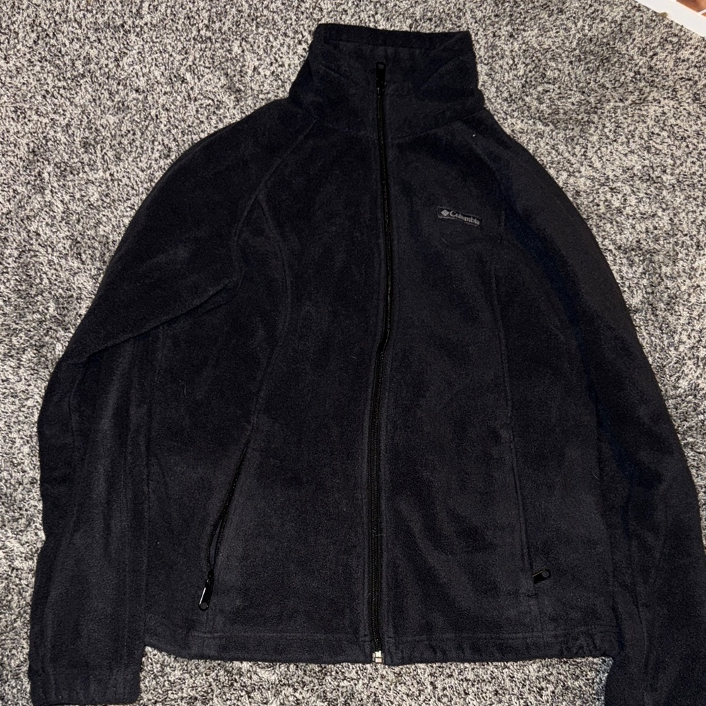 Columbia Women’s Balck Fleece Jacket